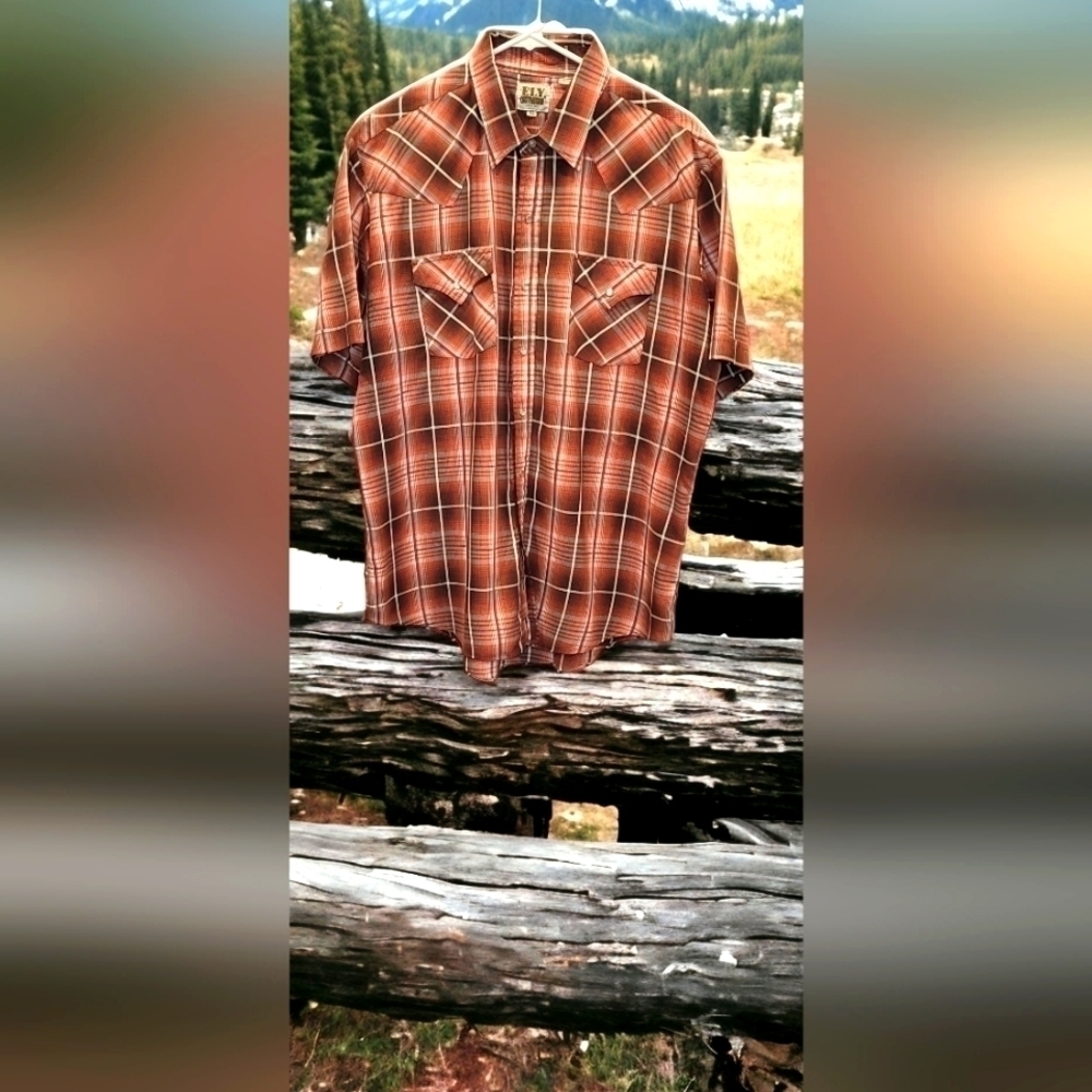 Short Sleeve Pearl Snap Button Down Western Shirt